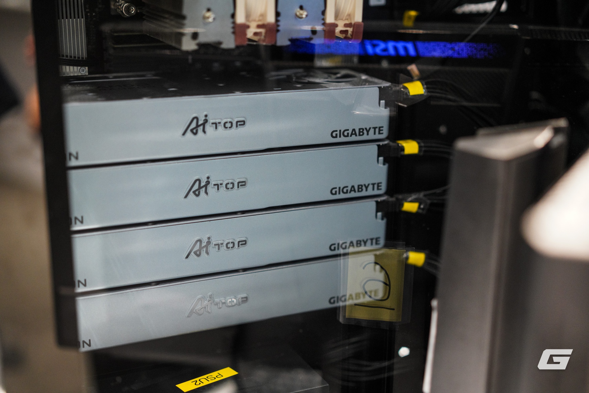 AMD 'tăng ga' trong cuộc đua AI, cung cấp phần cứng đáp ứng nhu cầu trí tuệ nhân tạo cho cả nhà phát triển lẫn người dùng- Ảnh 11. AMD 'tăng ga' trong cuộc đua AI, cung cấp phần cứng đáp ứng nhu cầu trí tuệ nhân tạo cho cả nhà phát triển lẫn người dùng- Ảnh 11.