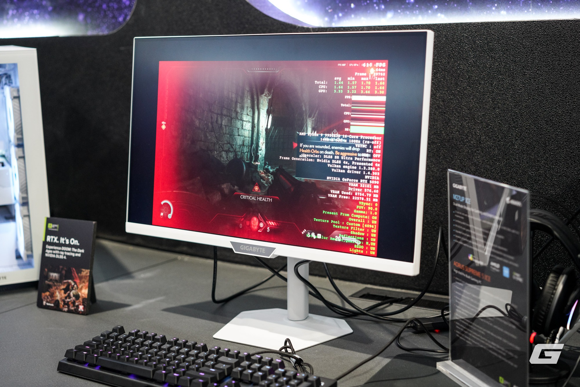 Gigabyte đem tới Computex 2025 màn hình QD-OLED 500Hz "nhanh nhất Thế giới", cùng AI Box sử dụng NVIDIA RTX 5090- Ảnh 6. Gigabyte đem tới Computex 2025 màn hình QD-OLED 500Hz "nhanh nhất Thế giới", cùng AI Box sử dụng NVIDIA RTX 5090- Ảnh 6.