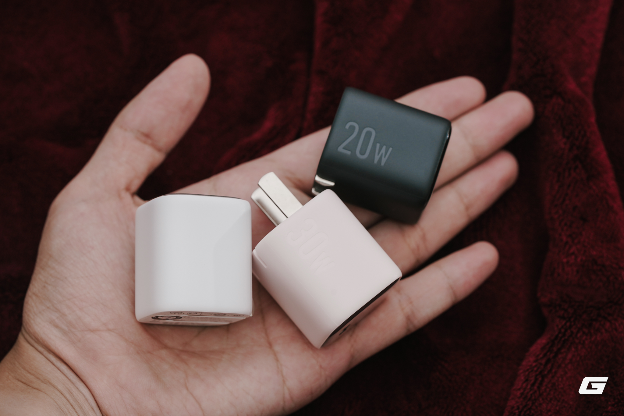 Dùng iPhone mà không mua củ sạc này thì quá phí: Siêu nhỏ gọn, thương hiệu Mỹ uy tín mà giá chỉ hơn 90.000 đồng- Ảnh 2.
