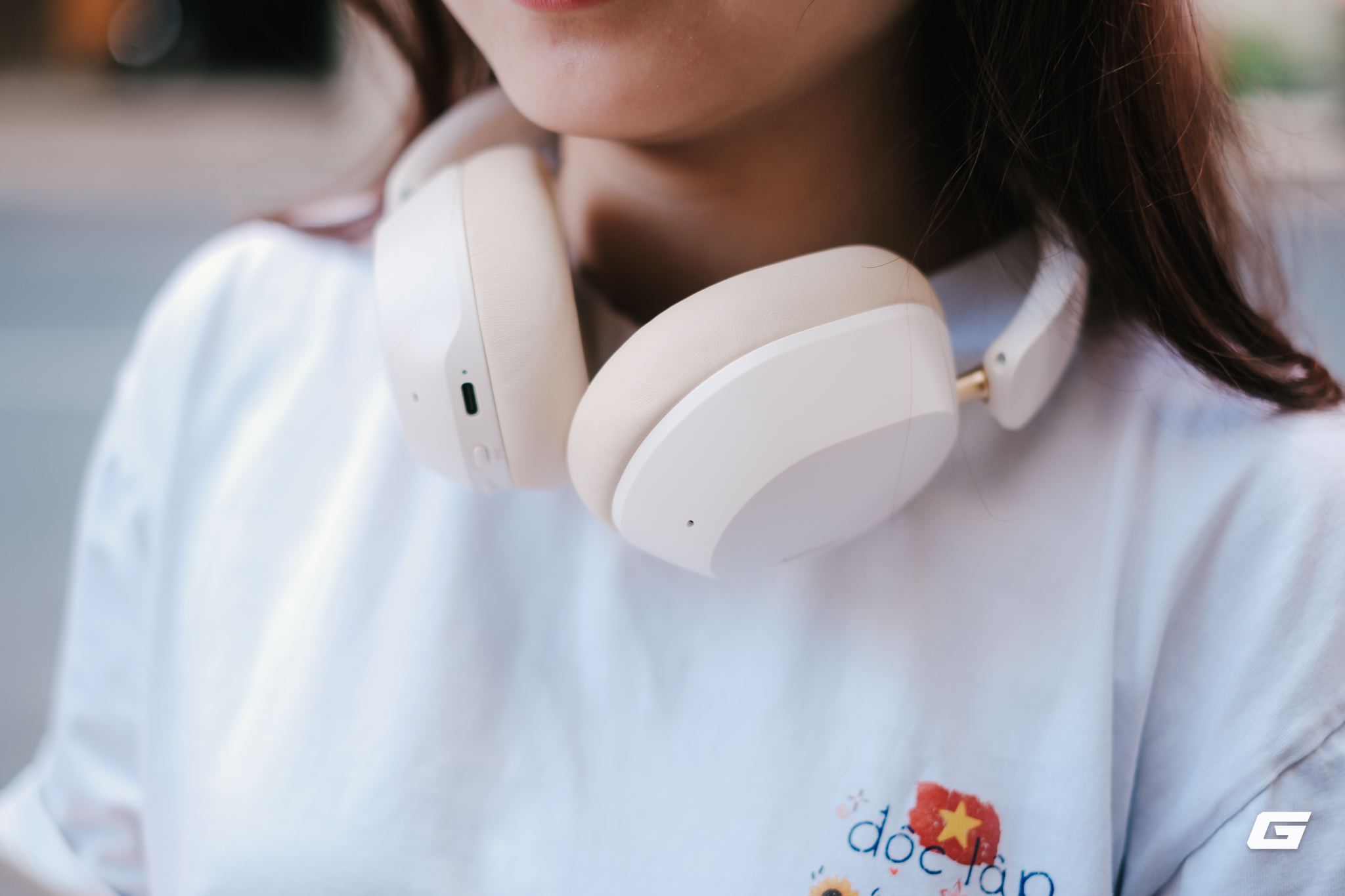 Tai nghe over-ear 