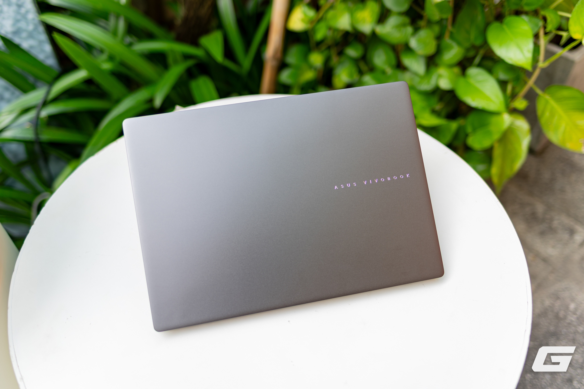 Cận cảnh ASUS Vivobook S14/S16 mới: Mỏng nhẹ cao cấp hơn, hiệu năng được tăng cường, giá từ hấp dẫn- Ảnh 2. Cận cảnh ASUS Vivobook S14/S16 mới: Mỏng nhẹ cao cấp hơn, hiệu năng được tăng cường, giá từ hấp dẫn- Ảnh 2.