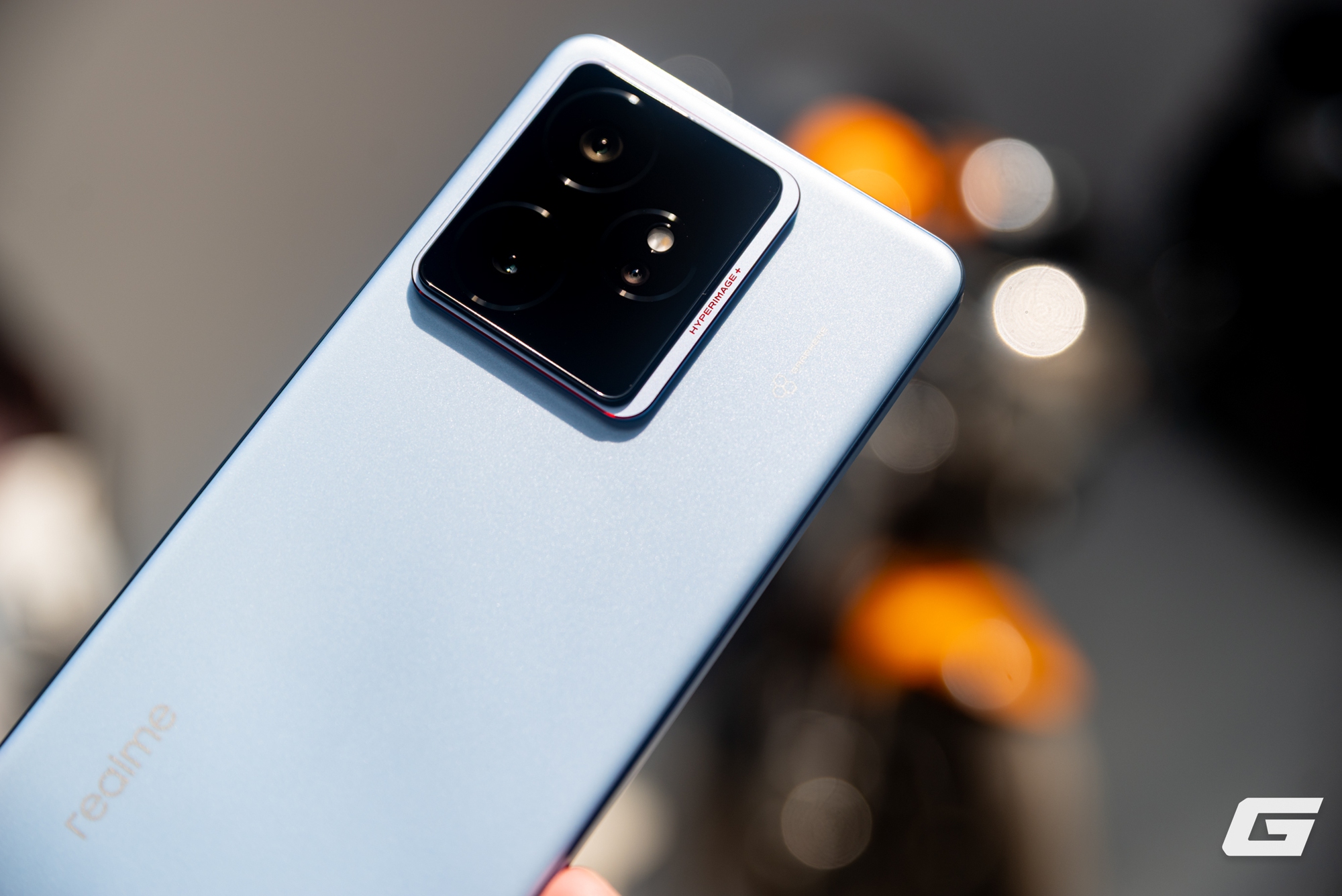 Cận cảnh chiếc điện thoại realme vừa ra mắt mang danh “flagship killer”- Ảnh 9. Cận cảnh chiếc điện thoại realme vừa ra mắt mang danh “flagship killer”- Ảnh 9.
