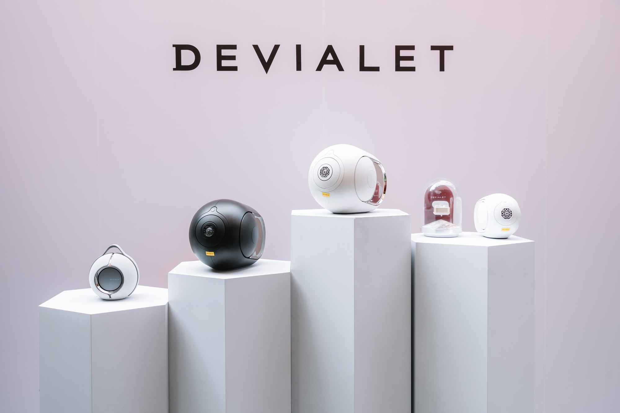 Devialet đem ampli 'bạc tỷ' Astra tới thành phố Hồ Chí Minh- Ảnh 4. Devialet đem ampli 'bạc tỷ' Astra tới thành phố Hồ Chí Minh- Ảnh 4.