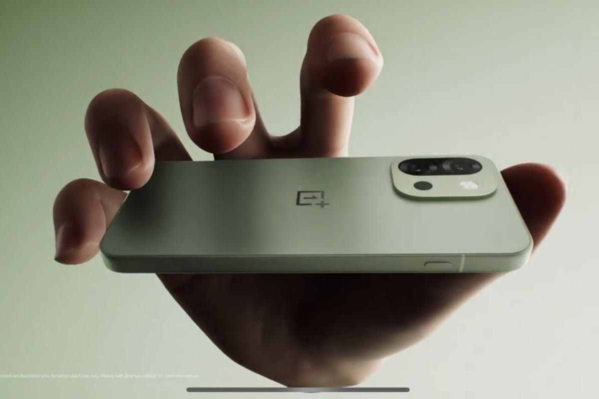 OnePlus ra mắt điện thoại nhỏ gọn dùng Snapdragon 8 Elite giá rẻ nhưng 80% dân số thế giới không mua được- Ảnh 2. OnePlus ra mắt điện thoại nhỏ gọn dùng Snapdragon 8 Elite giá rẻ nhưng 80% dân số thế giới không mua được- Ảnh 2.