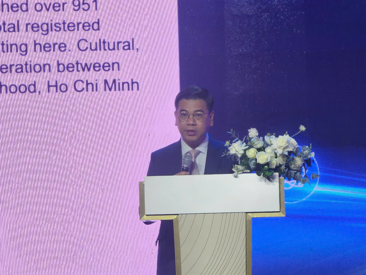 TP HCM muốn hợp tác với Pháp về AI, fintech và công nghệ xanh- Ảnh 1. TP HCM muốn hợp tác với Pháp về AI, fintech và công nghệ xanh- Ảnh 1.