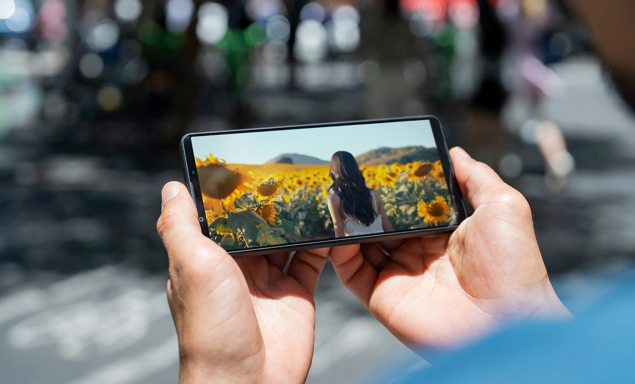 So kè Xperia 1 VII với Galaxy S25 Ultra: 2 siêu phẩm Nhật - Hàn khác nhau những gì?- Ảnh 8. So kè Xperia 1 VII với Galaxy S25 Ultra: 2 siêu phẩm Nhật - Hàn khác nhau những gì?- Ảnh 8.