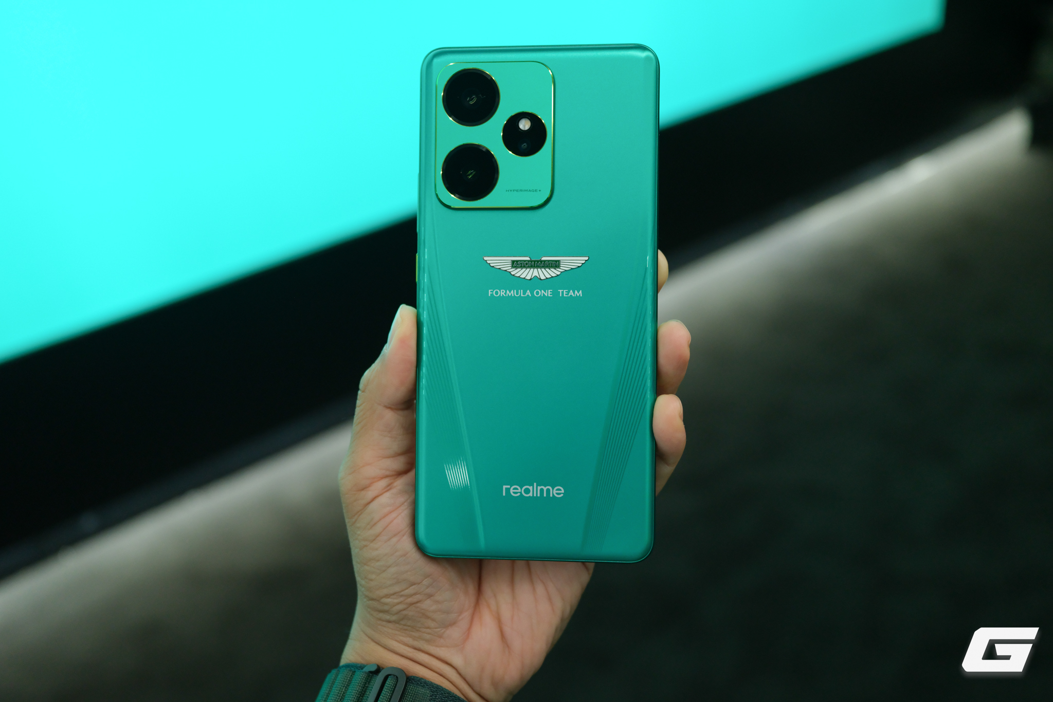 realme ra mắt điện thoại dành riêng cho hội đam mê tốc độ: Thiết kế vừa đẹp, vừa mạnh lại còn pin trâu, bảo sao ai cũng muốn mua!- Ảnh 12.
