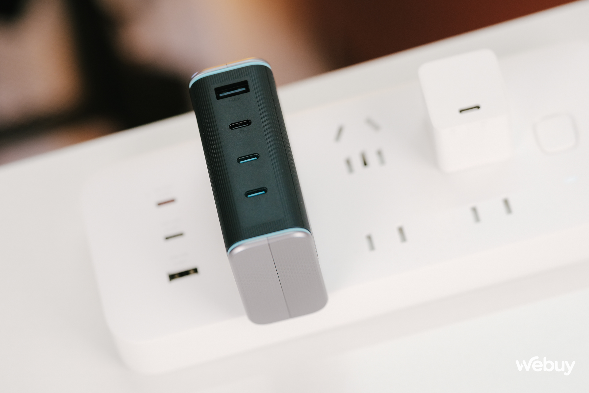 Đồ Xiaomi giờ vừa rẻ lại vừa ngon: Mua củ sạc 140W mà giá chỉ bằng củ sạc 65W của các hãng khác, bản 120W còn rẻ hơn nữa- Ảnh 21. Đồ Xiaomi giờ vừa rẻ lại vừa ngon: Mua củ sạc 140W mà giá chỉ bằng củ sạc 65W của các hãng khác, bản 120W còn rẻ hơn nữa- Ảnh 21.
