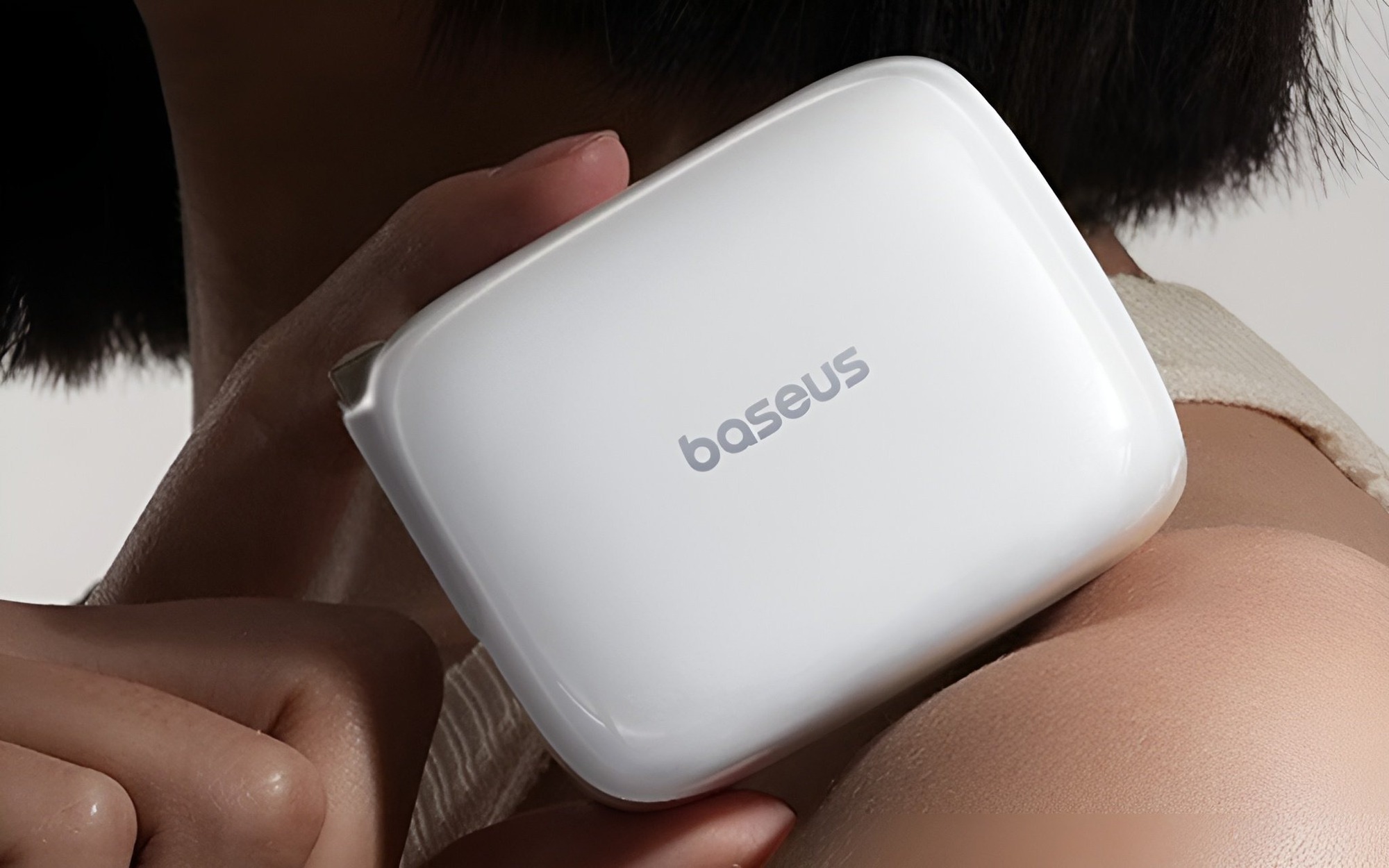 Baseus-Retractable-67W-Charger-1.jpg Baseus-Retractable-67W-Charger-1.jpg