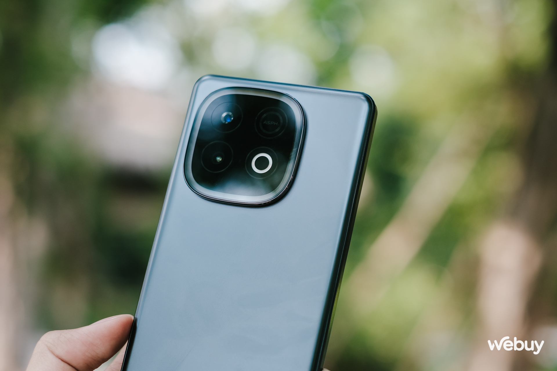 Trên tay điện thoại pin 7.620mAh, chip Dimensity 8400, camera 50MP, giá rẻ hơn Xiaomi- Ảnh 3. Trên tay điện thoại pin 7.620mAh, chip Dimensity 8400, camera 50MP, giá rẻ hơn Xiaomi- Ảnh 3.