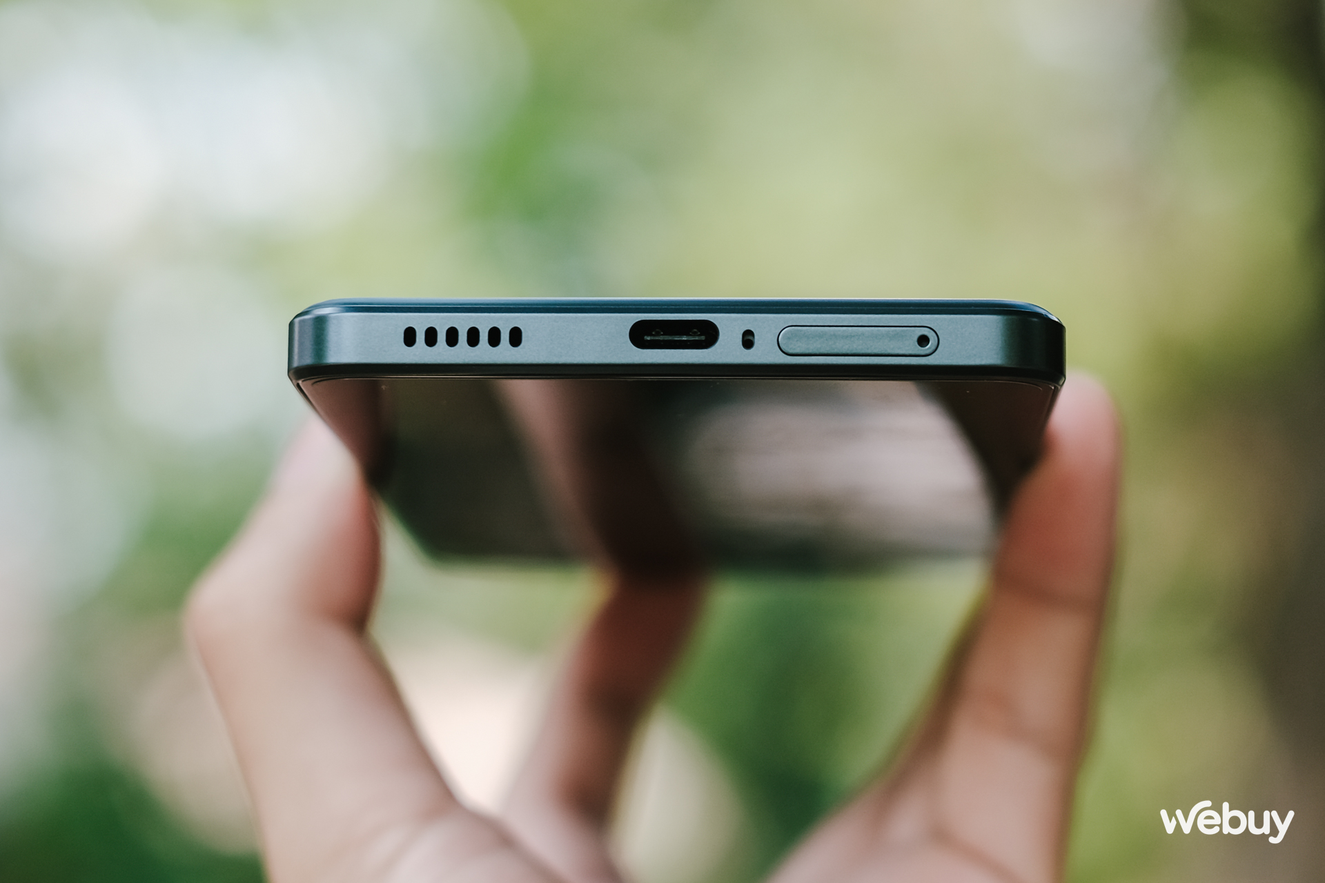 Trên tay điện thoại pin 7.620mAh, chip Dimensity 8400, camera 50MP, giá rẻ hơn Xiaomi- Ảnh 5. Trên tay điện thoại pin 7.620mAh, chip Dimensity 8400, camera 50MP, giá rẻ hơn Xiaomi- Ảnh 5.