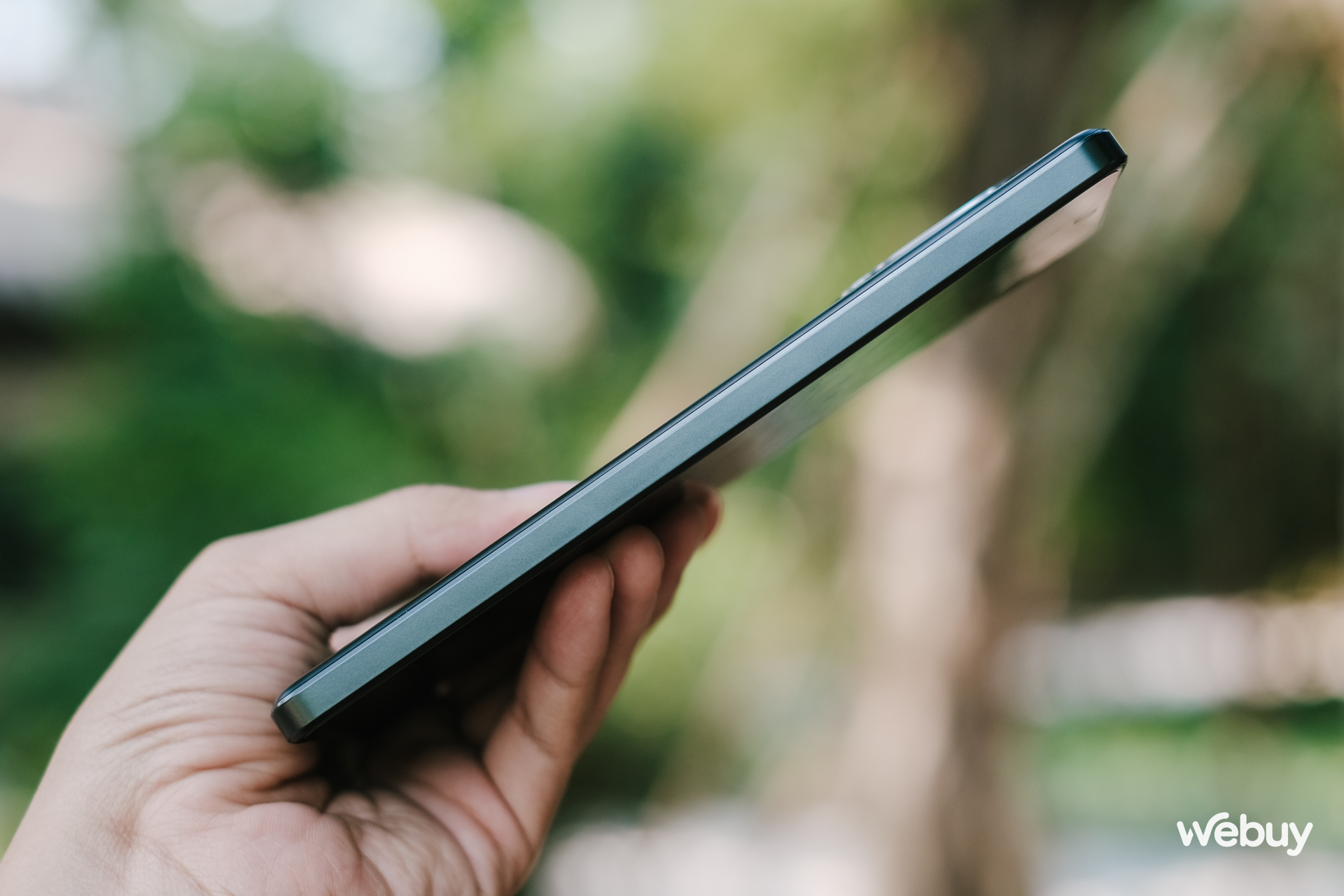 Trên tay điện thoại pin 7.620mAh, chip Dimensity 8400, camera 50MP, giá rẻ hơn Xiaomi- Ảnh 8. Trên tay điện thoại pin 7.620mAh, chip Dimensity 8400, camera 50MP, giá rẻ hơn Xiaomi- Ảnh 8.