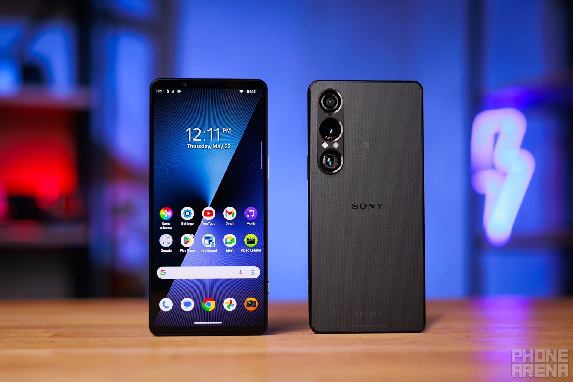 Sony ngừng tự sản xuất điện thoại Xperia- Ảnh 2. Sony ngừng tự sản xuất điện thoại Xperia- Ảnh 2.