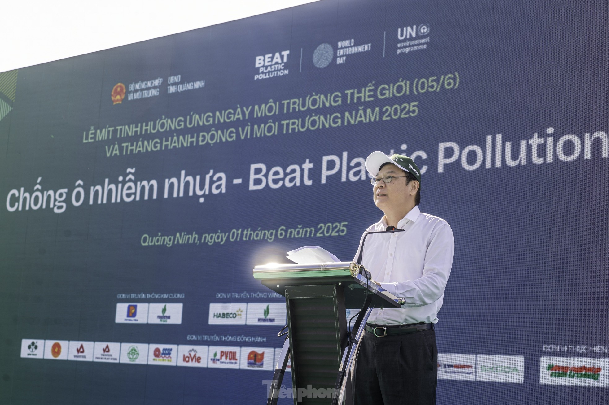 Ngỡ ngàng trước những tác phẩm có mặt tại chiến dịch 'chống ô nhiễm nhựa'- Ảnh 5. Ngỡ ngàng trước những tác phẩm có mặt tại chiến dịch 'chống ô nhiễm nhựa'- Ảnh 5.