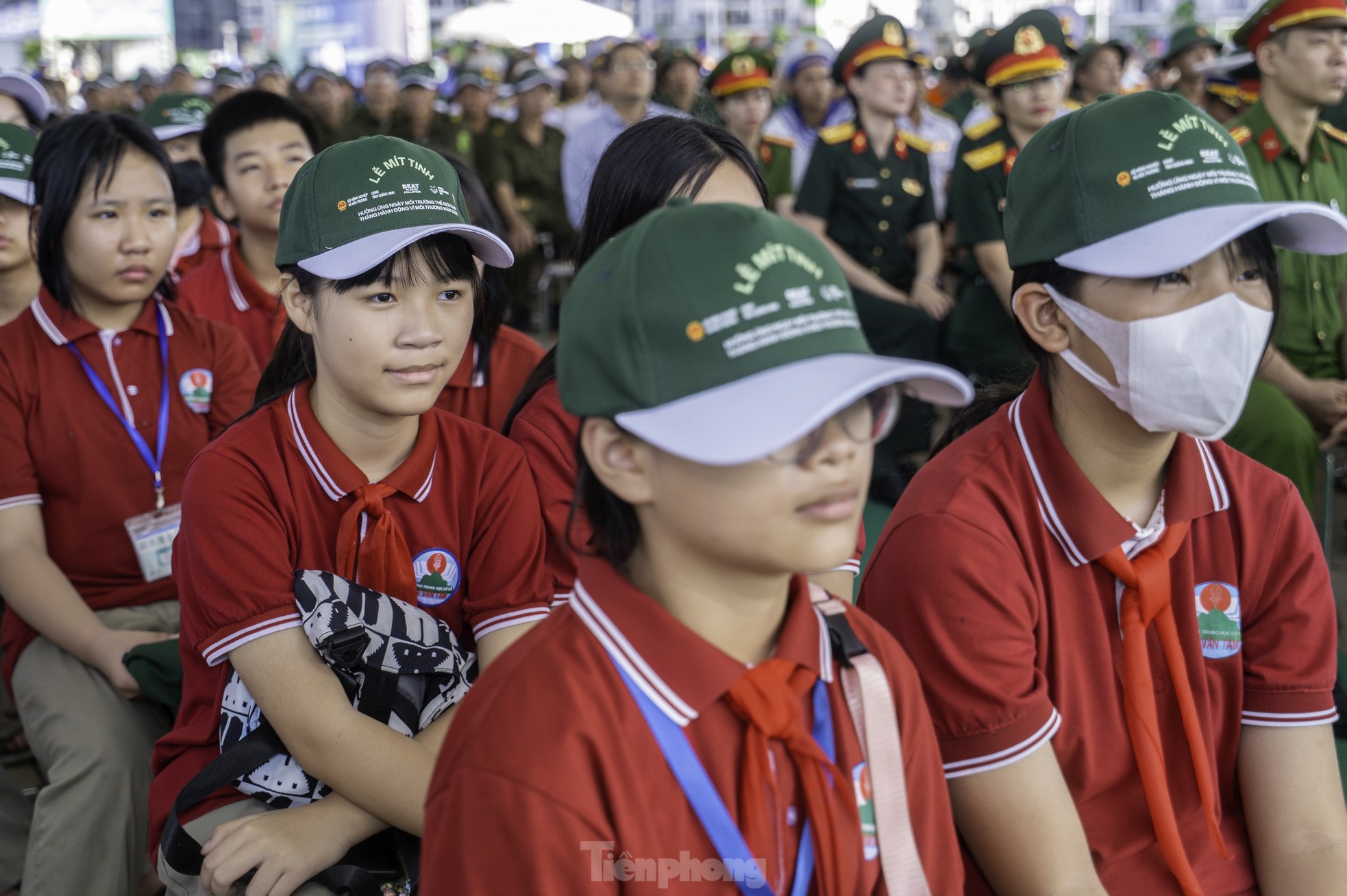 Ngỡ ngàng trước những tác phẩm có mặt tại chiến dịch 'chống ô nhiễm nhựa'- Ảnh 23. Ngỡ ngàng trước những tác phẩm có mặt tại chiến dịch 'chống ô nhiễm nhựa'- Ảnh 23.
