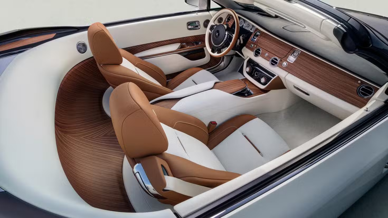 Sếp Rolls-Royce tiết lộ lý do không chạy theo xu hướng "màn hình lớn"- Ảnh 1. Sếp Rolls-Royce tiết lộ lý do không chạy theo xu hướng "màn hình lớn"- Ảnh 1.