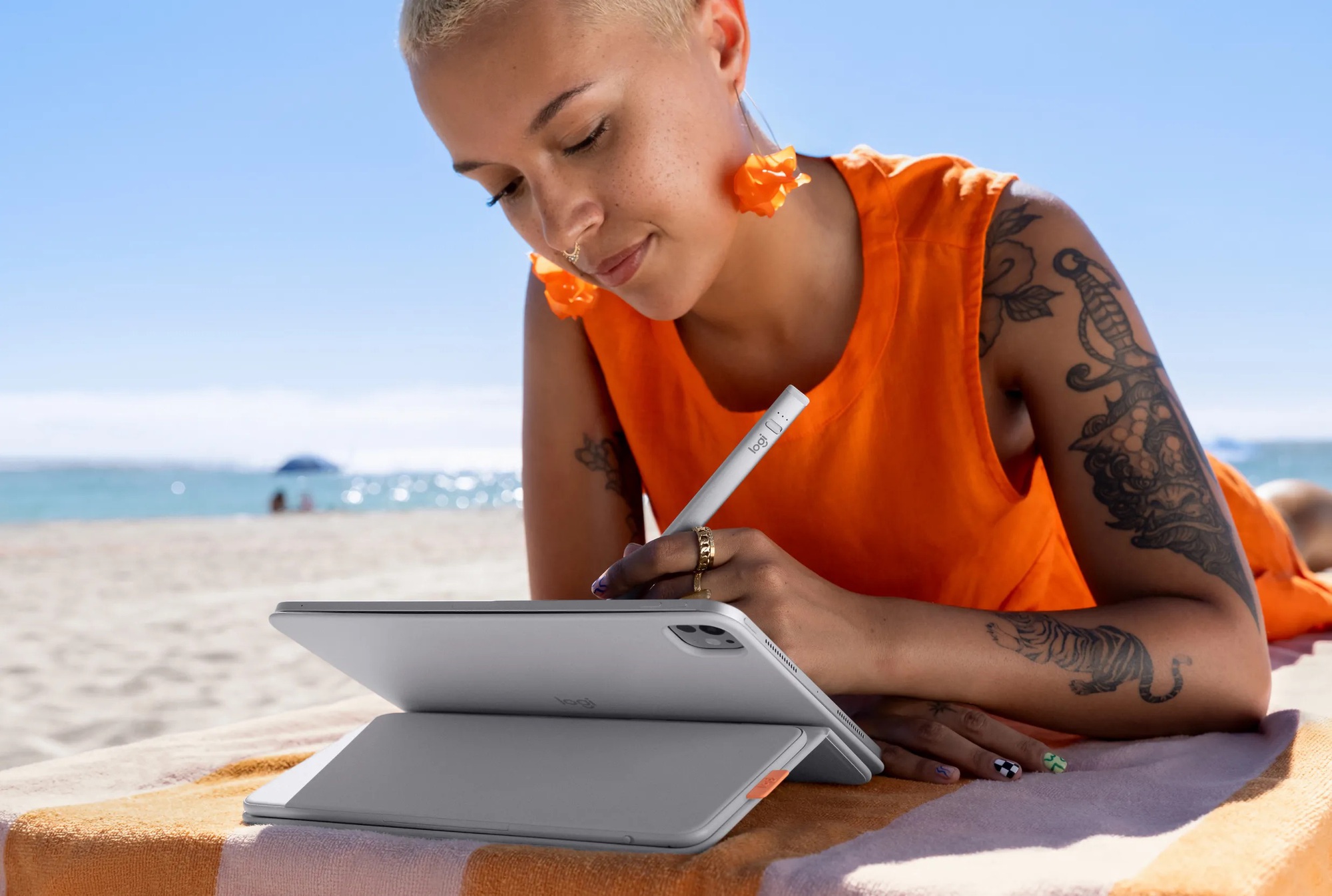 Logitech ra mắt Flip Folio: Case cho iPad với bàn phím có thể tháo rời, pin tới 2 năm- Ảnh 3. Logitech ra mắt Flip Folio: Case cho iPad với bàn phím có thể tháo rời, pin tới 2 năm- Ảnh 3.