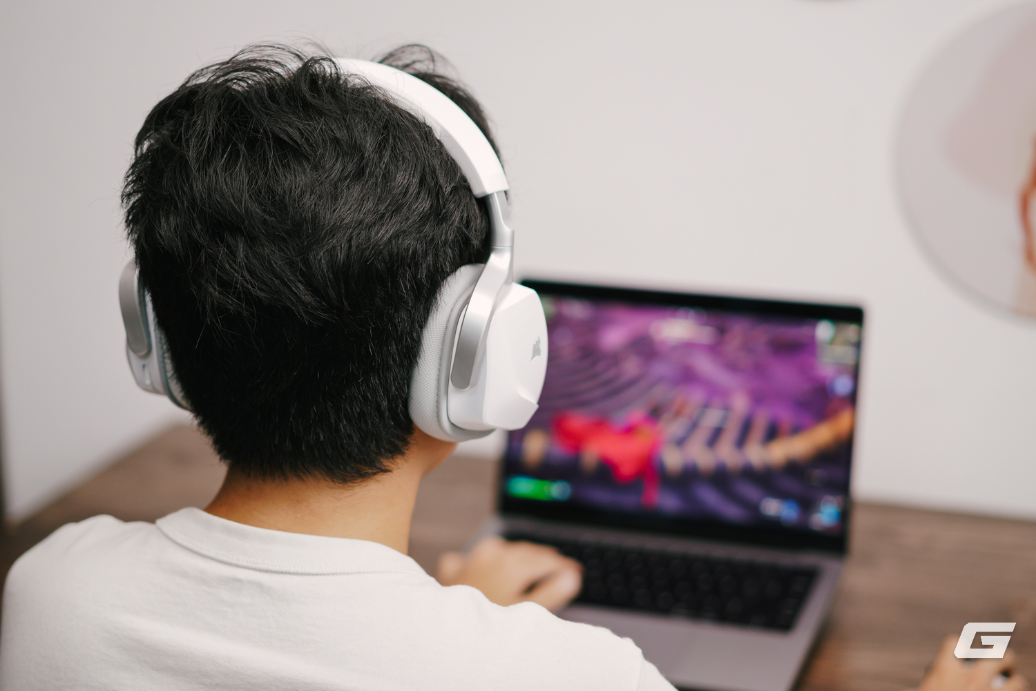 Trải nghiệm tai nghe gaming Corsair Void Wireless V2: Sinh ra là để đeo cả ngày- Ảnh 20. Trải nghiệm tai nghe gaming Corsair Void Wireless V2: Sinh ra là để đeo cả ngày- Ảnh 20.