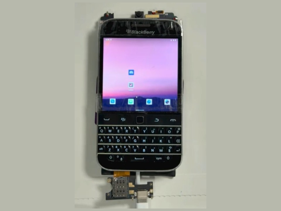 Blackberry sắp trở lại, nhưng không phải theo cách bạn nghĩ- Ảnh 4. Blackberry sắp trở lại, nhưng không phải theo cách bạn nghĩ- Ảnh 4.