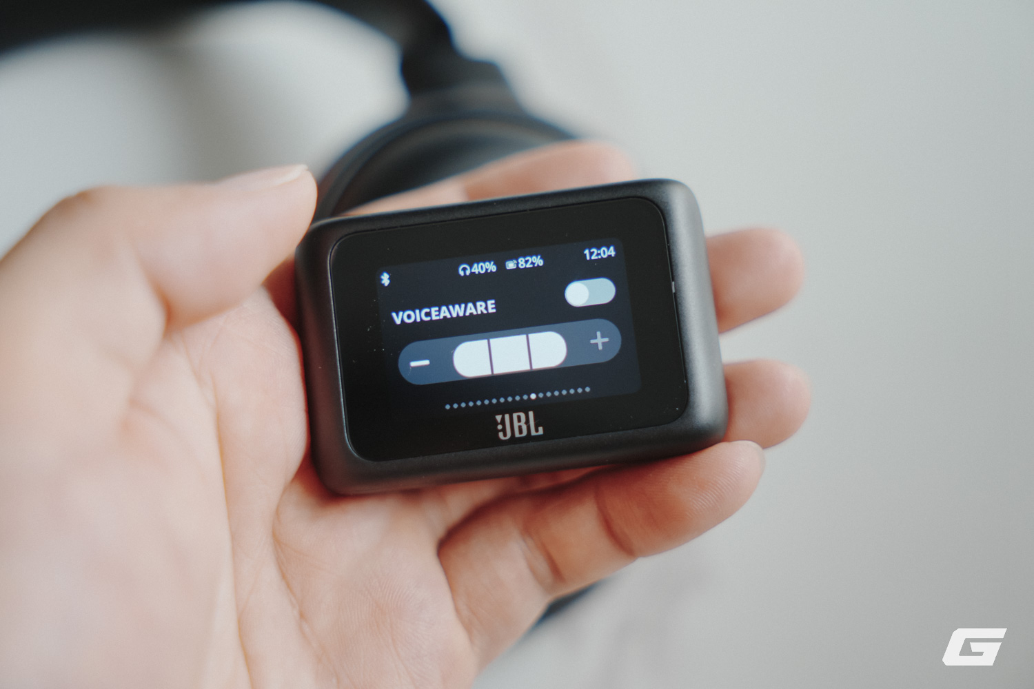 Trải nghiệm JBL Tour One M3 Smart Tx: Chống ồn ấn tượng, đeo “sướng” tai, pin bền lại có thêm phụ kiện kết nối kèm màn hình cảm ứng rất hay- Ảnh 26. Trải nghiệm JBL Tour One M3 Smart Tx: Chống ồn ấn tượng, đeo “sướng” tai, pin bền lại có thêm phụ kiện kết nối kèm màn hình cảm ứng rất hay- Ảnh 26.
