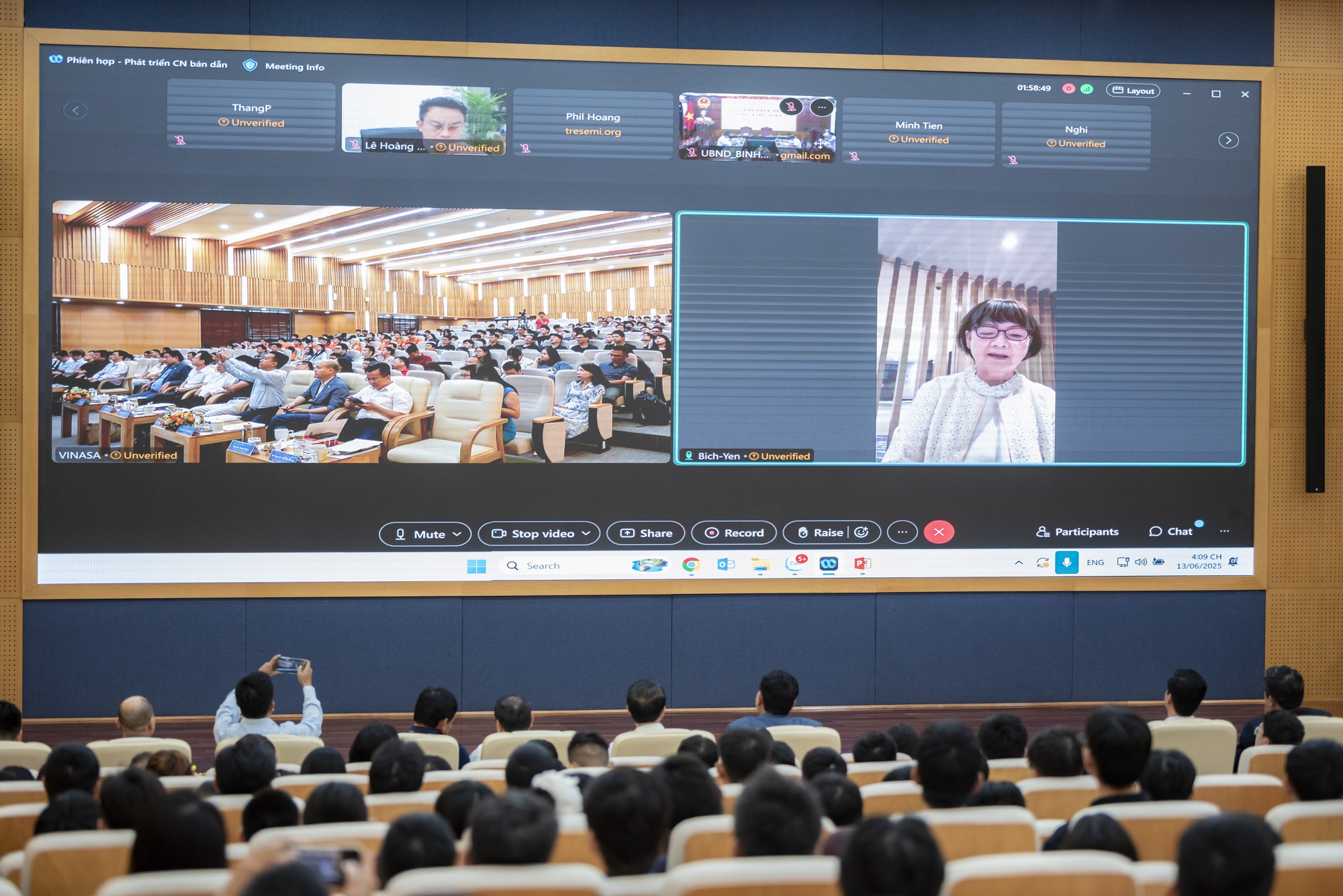 Việt Nam trước cơ hội bứt phá vào chuỗi giá trị bán dẫn toàn cầu- Ảnh 2. Việt Nam trước cơ hội bứt phá vào chuỗi giá trị bán dẫn toàn cầu- Ảnh 2.