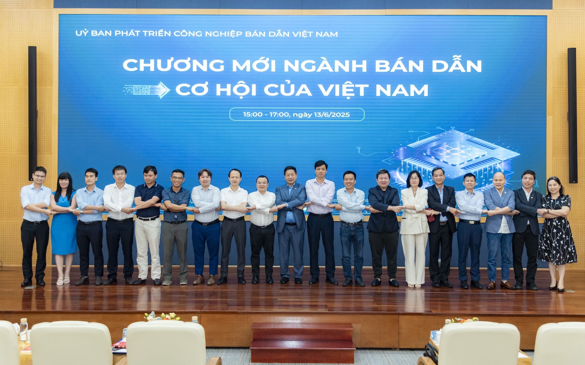 Việt Nam trước cơ hội bứt phá vào chuỗi giá trị bán dẫn toàn cầu- Ảnh 3. Việt Nam trước cơ hội bứt phá vào chuỗi giá trị bán dẫn toàn cầu- Ảnh 3.