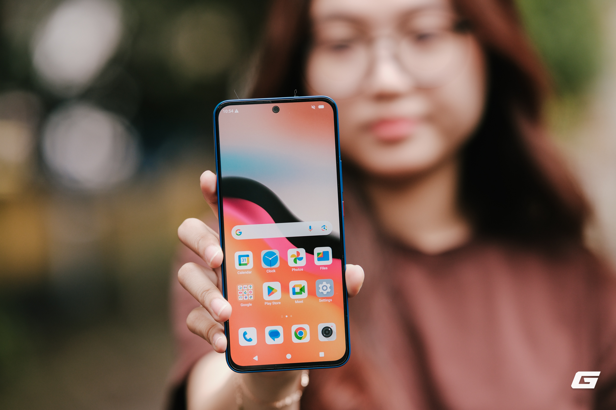 Trên tay điện thoại giá rẻ nhưng dùng Trên tay điện thoại giá rẻ nhưng dùng