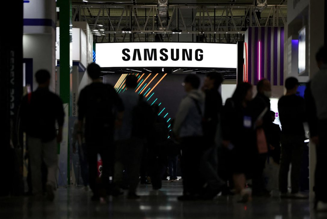 Mặt tối bên trong đế chế Samsung trị giá 271 tỷ USD: Lãnh đạo ép nhân viên làm đêm miễn phí, lập báo cáo giả thổi phồng kết quả- Ảnh 2. Mặt tối bên trong đế chế Samsung trị giá 271 tỷ USD: Lãnh đạo ép nhân viên làm đêm miễn phí, lập báo cáo giả thổi phồng kết quả- Ảnh 2.