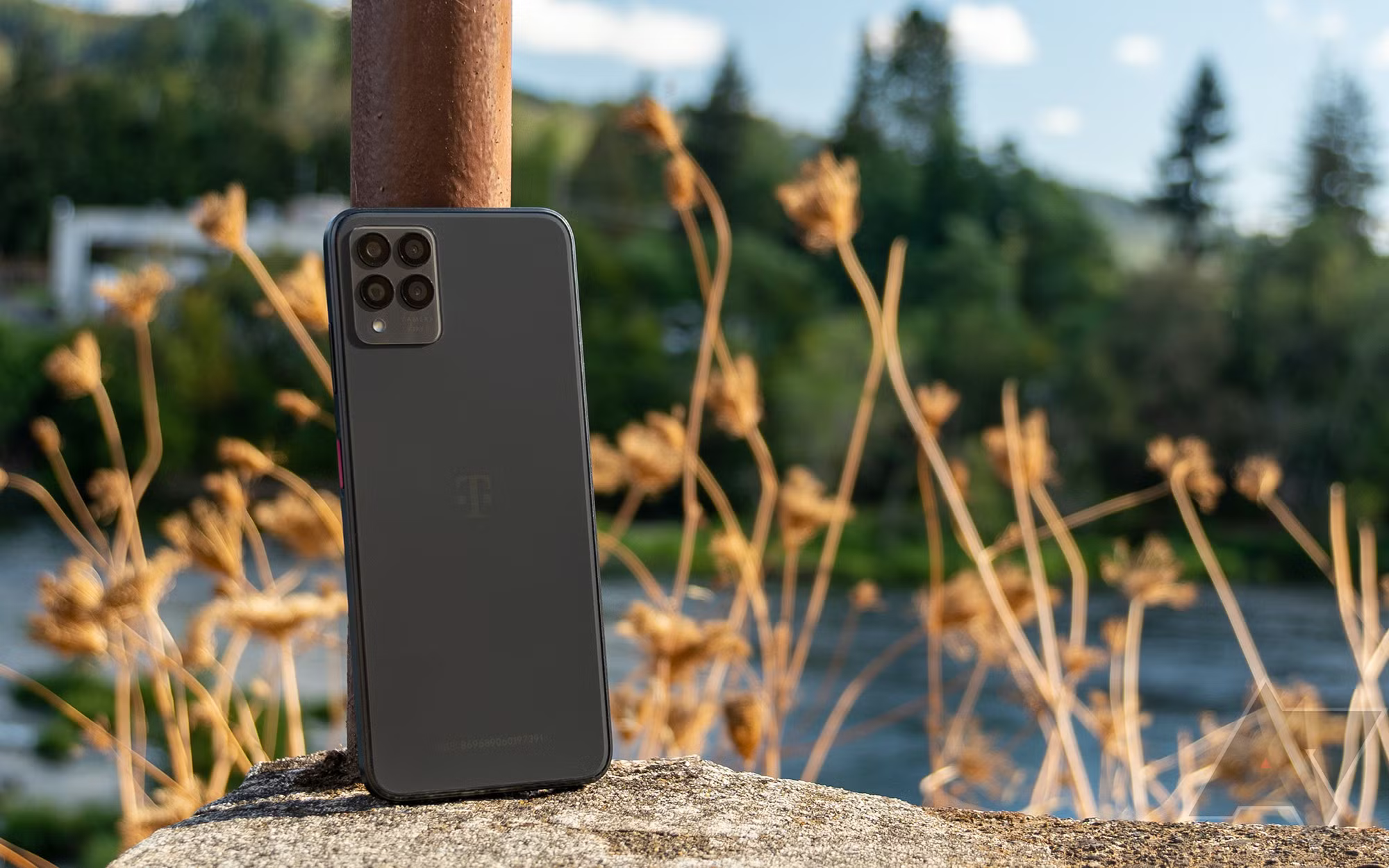 Điện thoại của ông Trump có thể là 1 trong 4 smartphone Trung Quốc này đổi tên, thay vỏ- Ảnh 5. Điện thoại của ông Trump có thể là 1 trong 4 smartphone Trung Quốc này đổi tên, thay vỏ- Ảnh 5.