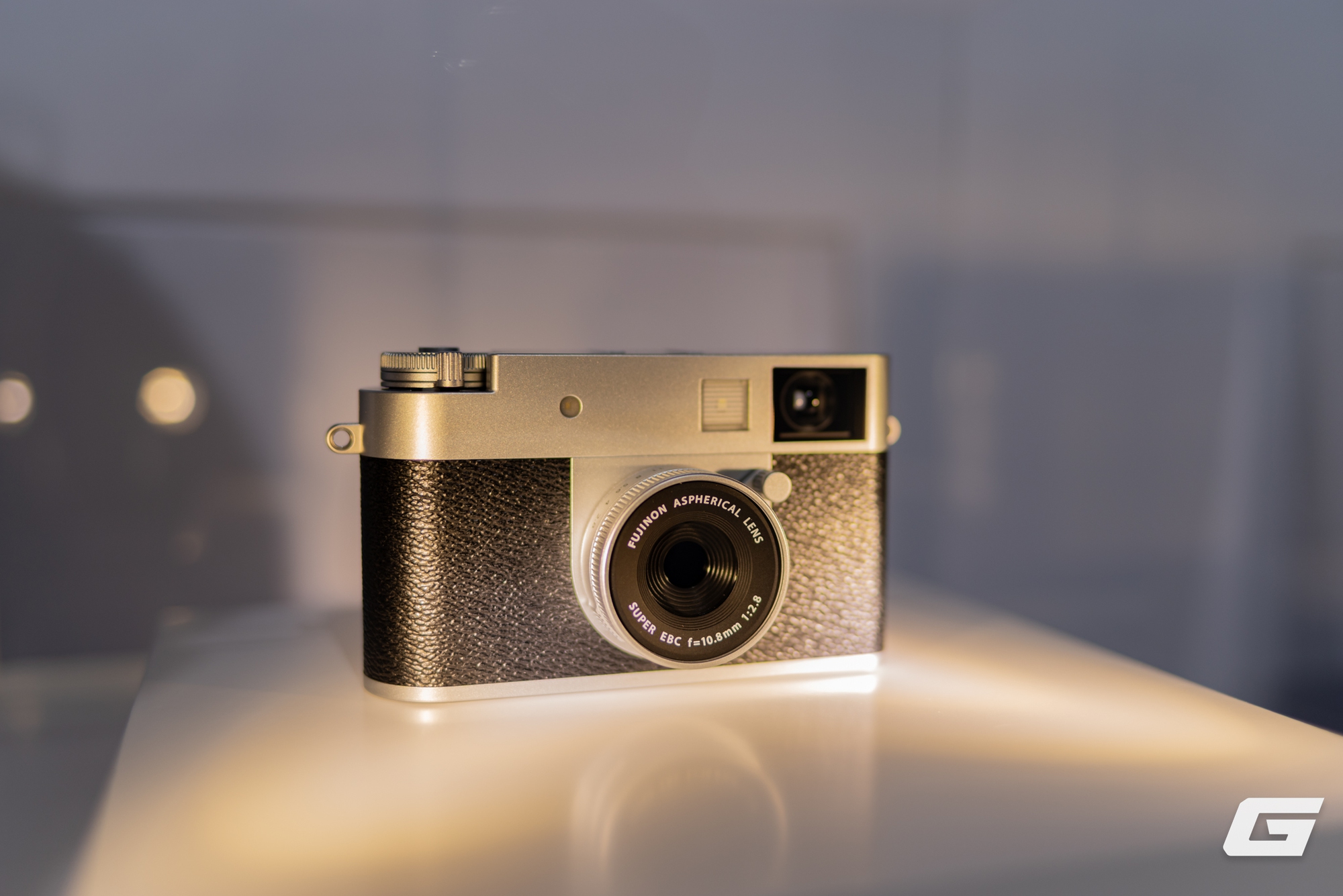 Bộ ba máy ảnh mới của Fujifilm chính thức ra mắt: Đủ các cỡ cảm biến, vẫn hoài cổ nhưng độc đáo và mới mẻ hơn, giá từ 19.5 triệu đồng- Ảnh 6. Bộ ba máy ảnh mới của Fujifilm chính thức ra mắt: Đủ các cỡ cảm biến, vẫn hoài cổ nhưng độc đáo và mới mẻ hơn, giá từ 19.5 triệu đồng- Ảnh 6.