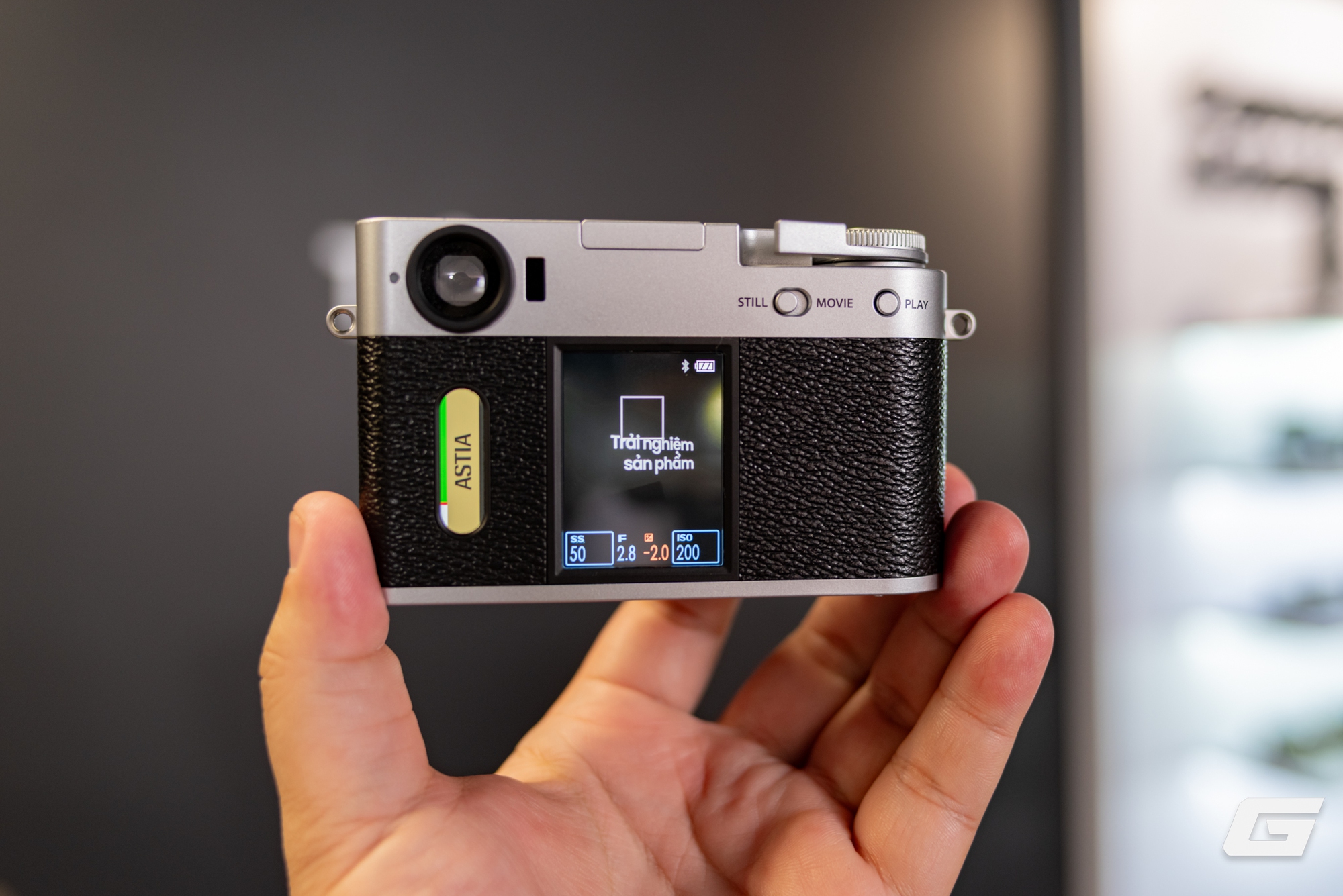 Bộ ba máy ảnh mới của Fujifilm chính thức ra mắt: Đủ các cỡ cảm biến, vẫn hoài cổ nhưng độc đáo và mới mẻ hơn, giá từ 19.5 triệu đồng- Ảnh 9. Bộ ba máy ảnh mới của Fujifilm chính thức ra mắt: Đủ các cỡ cảm biến, vẫn hoài cổ nhưng độc đáo và mới mẻ hơn, giá từ 19.5 triệu đồng- Ảnh 9.