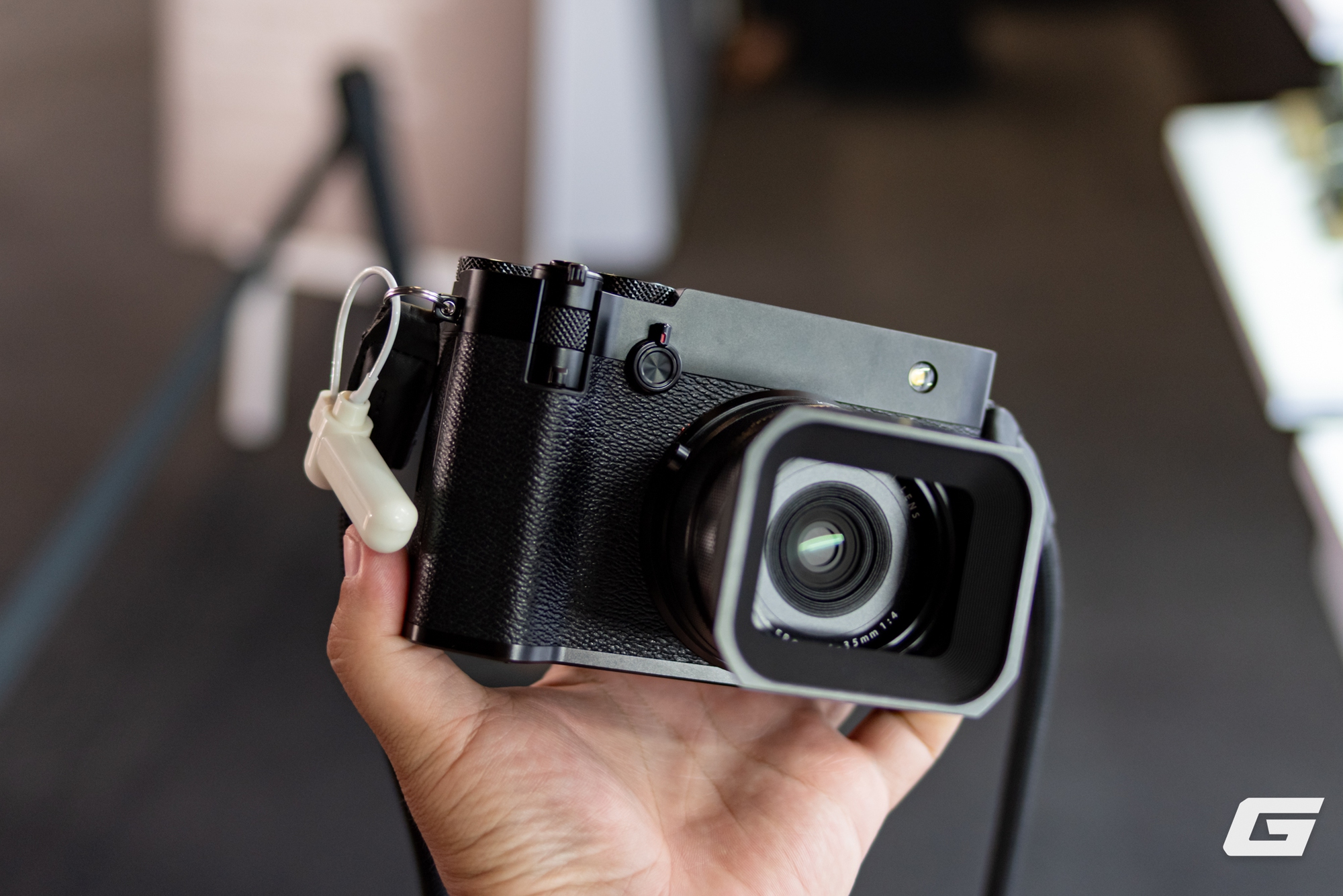 Bộ ba máy ảnh mới của Fujifilm chính thức ra mắt: Đủ các cỡ cảm biến, vẫn hoài cổ nhưng độc đáo và mới mẻ hơn, giá từ 19.5 triệu đồng- Ảnh 4. Bộ ba máy ảnh mới của Fujifilm chính thức ra mắt: Đủ các cỡ cảm biến, vẫn hoài cổ nhưng độc đáo và mới mẻ hơn, giá từ 19.5 triệu đồng- Ảnh 4.