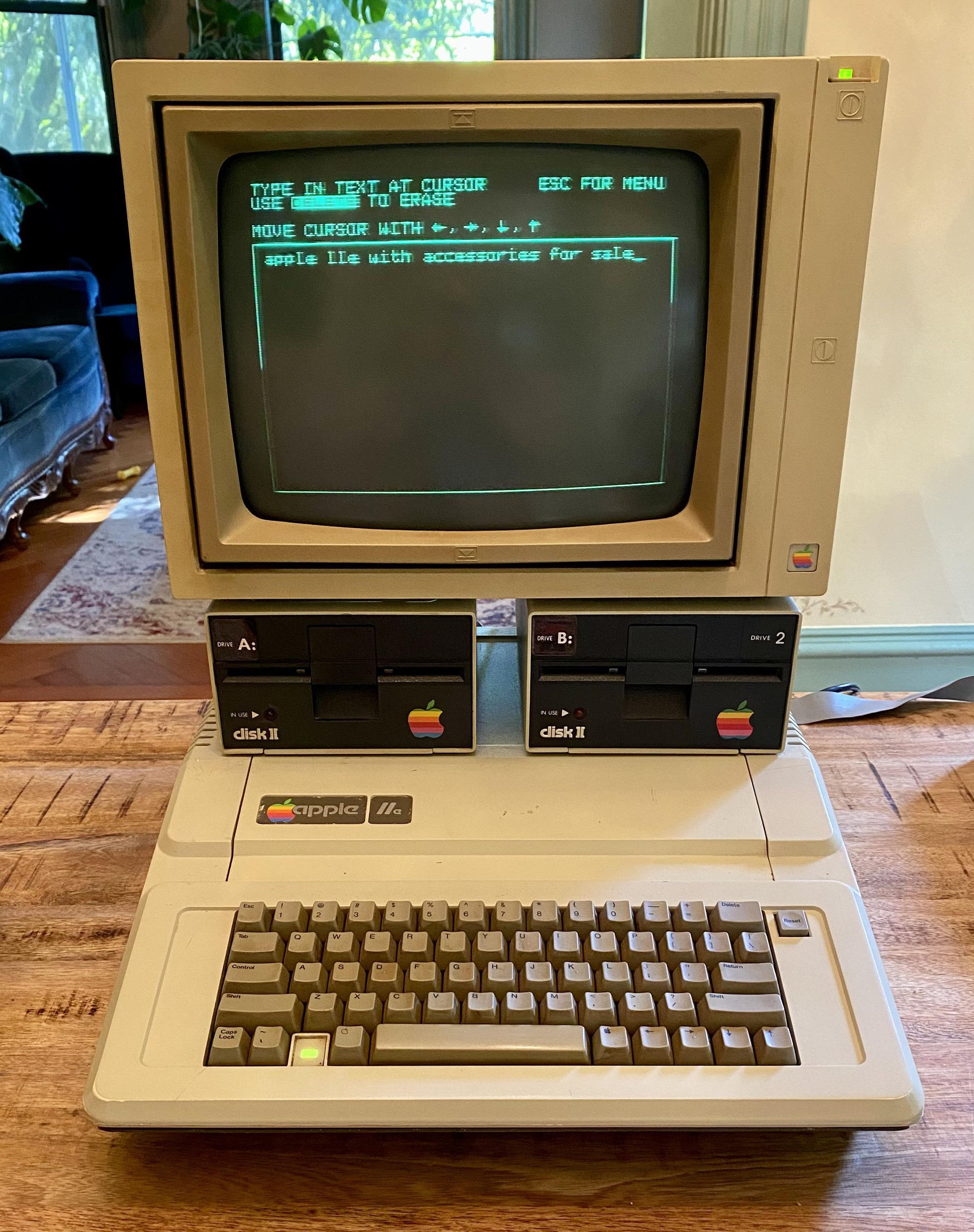Trước iPhone, đã có Apple II: Cỗ máy mở ra kỷ nguyên điện toán cá nhân- Ảnh 3.