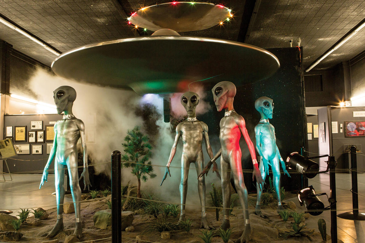 Những bí mật của sự kiện Roswell, một trong những bí ẩn nổi tiếng và gây tranh cãi nhất thế kỷ 20- Ảnh 4.