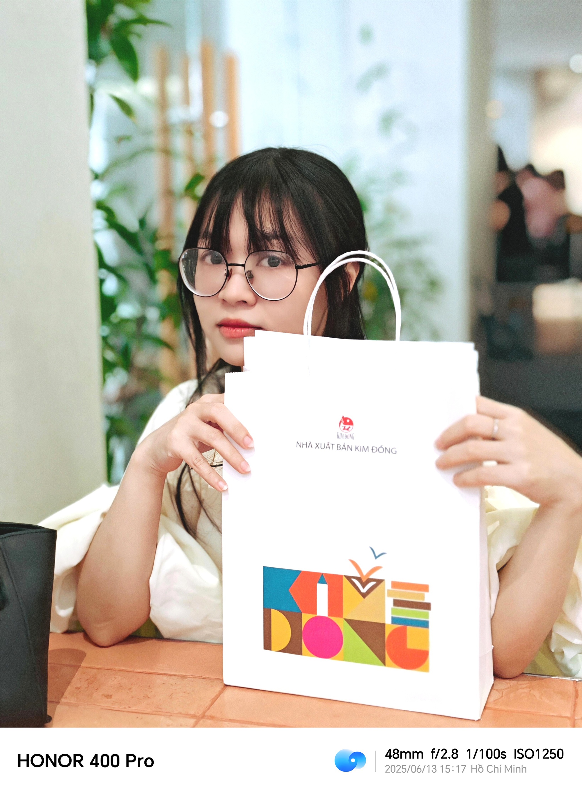 Lần Đầu Tiên: Smartphone Tầm Trung Mà Ai Còn Nhiều Hơn Cả Flagship- Ảnh 16. Lần Đầu Tiên: Smartphone Tầm Trung Mà Ai Còn Nhiều Hơn Cả Flagship- Ảnh 16.