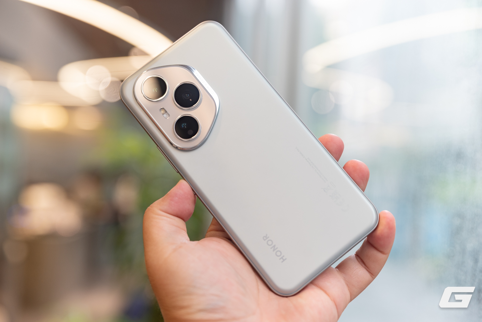 Lần Đầu Tiên: Smartphone Tầm Trung Mà Ai Còn Nhiều Hơn Cả Flagship- Ảnh 5. Lần Đầu Tiên: Smartphone Tầm Trung Mà Ai Còn Nhiều Hơn Cả Flagship- Ảnh 5.