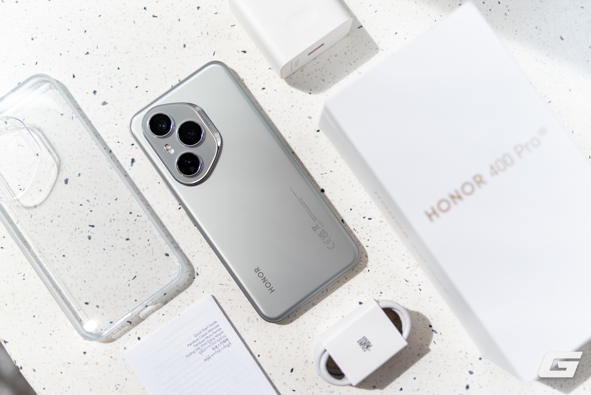 Lần Đầu Tiên: Smartphone Tầm Trung Mà Ai Còn Nhiều Hơn Cả Flagship- Ảnh 24. Lần Đầu Tiên: Smartphone Tầm Trung Mà Ai Còn Nhiều Hơn Cả Flagship- Ảnh 24.