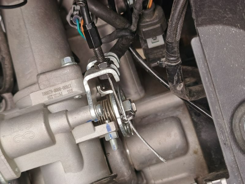 Chia sẻ kinh nghiệm thực chiến: Cách xử lý khẩn cấp khi dây ga xe máy bị đứt- Ảnh 3. Chia sẻ kinh nghiệm thực chiến: Cách xử lý khẩn cấp khi dây ga xe máy bị đứt- Ảnh 3.