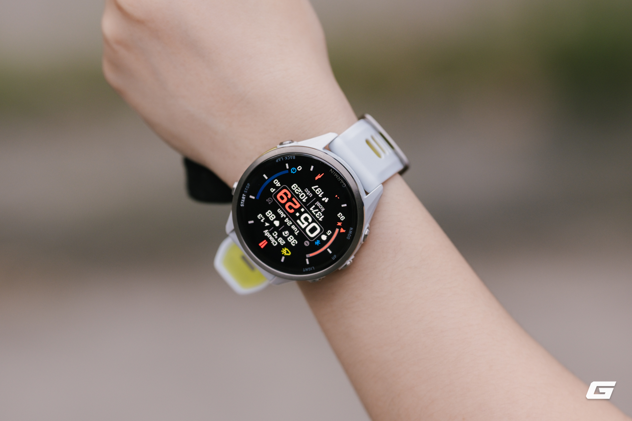 Trải nghiệm Garmin Forerunner 570: Khi 