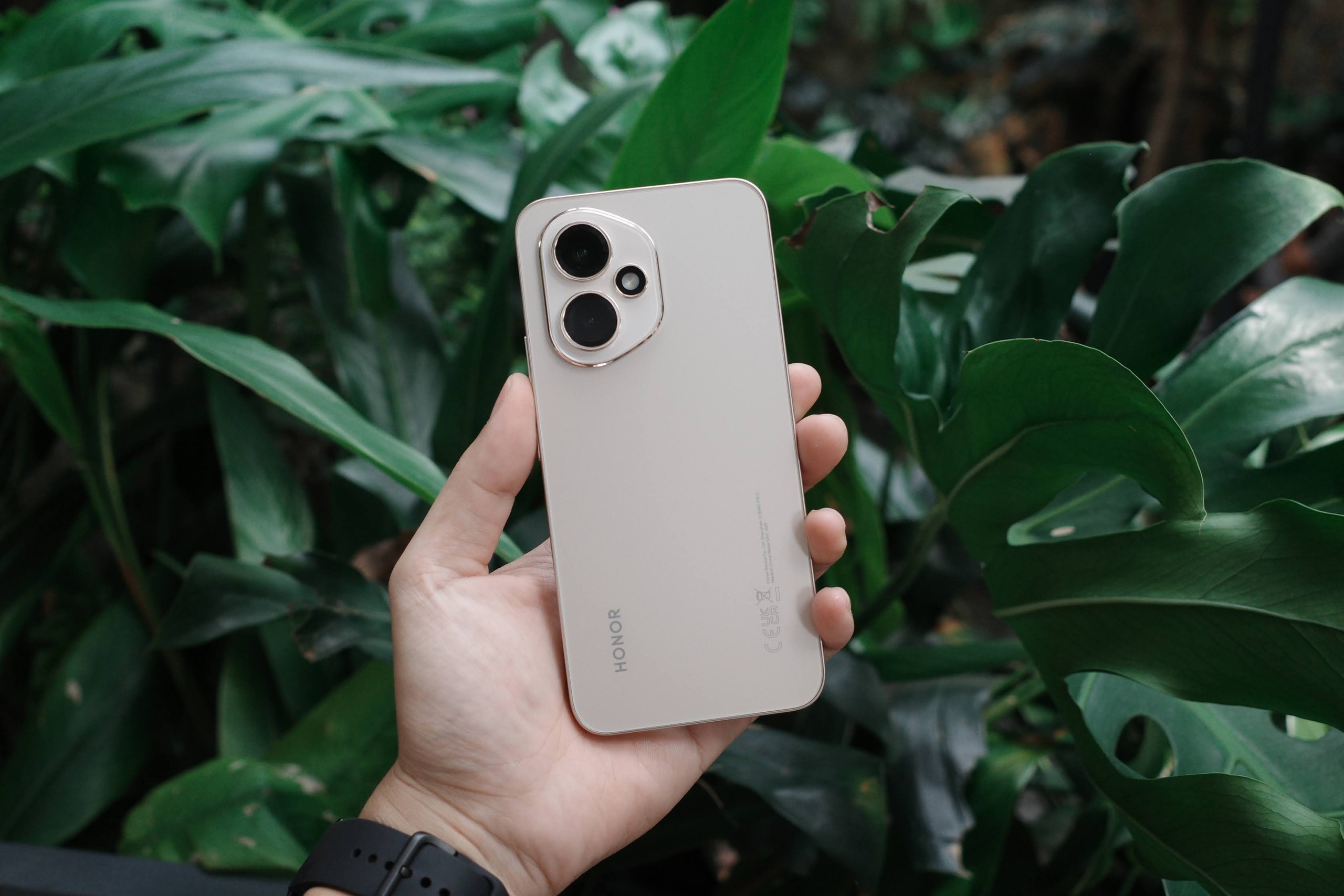 Honor ra mắt điện thoại có khả năng phát hiện cuộc gọi lừa đảo bằng AI, giá từ 8,99 triệu đồng- Ảnh 3. Honor ra mắt điện thoại có khả năng phát hiện cuộc gọi lừa đảo bằng AI, giá từ 8,99 triệu đồng- Ảnh 3.