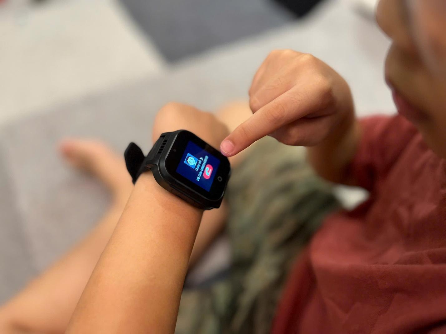 Đồng hồ định vị Viettel MyKid Lite: Phù hợp cho bé, yên tâm cho phụ huynh- Ảnh 3. Đồng hồ định vị Viettel MyKid Lite: Phù hợp cho bé, yên tâm cho phụ huynh- Ảnh 3.