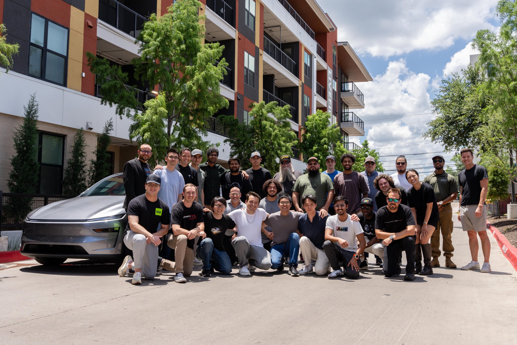 Tesla phô diễn tương lai của việc mua ô tô: cứ việc xuống tiền, xe sẽ tự đi đến cửa nhà bạn- Ảnh 1. Tesla phô diễn tương lai của việc mua ô tô: cứ việc xuống tiền, xe sẽ tự đi đến cửa nhà bạn- Ảnh 1.