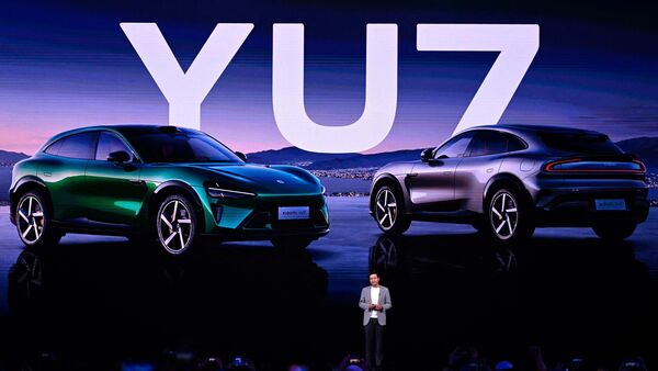 CEO Xiaomi Lôi Quân khen công nghệ tự lái của Tesla: "Chúng tôi cần phải tiếp tục học hỏi!"- Ảnh 1. CEO Xiaomi Lôi Quân khen công nghệ tự lái của Tesla: "Chúng tôi cần phải tiếp tục học hỏi!"- Ảnh 1.