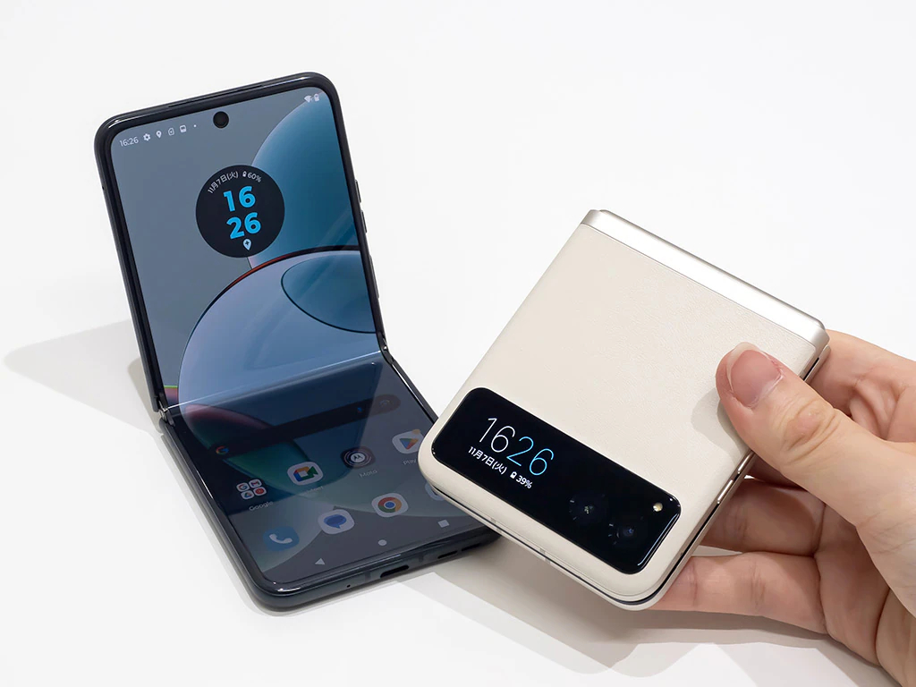 Từng có giá gần 20 triệu, điện thoại màn gập Motorola giờ chỉ còn gần 5 triệu nhưng vẫn khó hút khách- Ảnh 3.