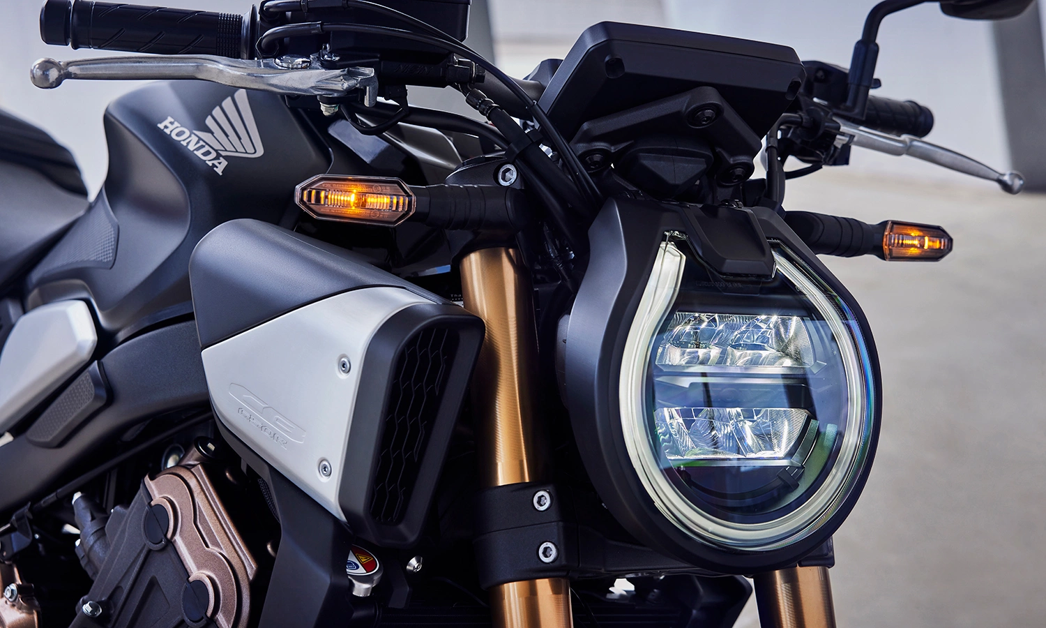 Xe côn tay chất như Winner X và Yamaha Exciter: Thiết kế hầm hố, có ABS 2 kênh, giá hấp dẫn- Ảnh 3. Xe côn tay chất như Winner X và Yamaha Exciter: Thiết kế hầm hố, có ABS 2 kênh, giá hấp dẫn- Ảnh 3.