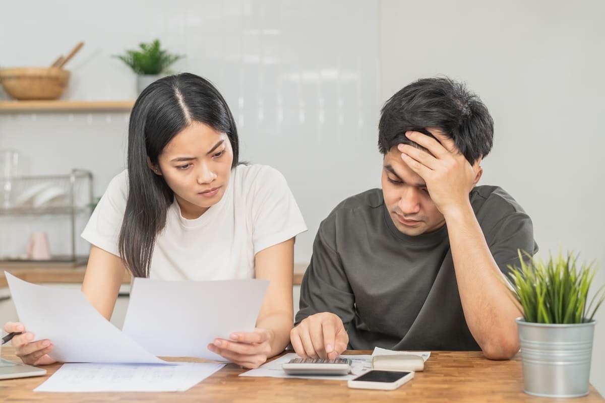 Đưa hết tiền cho vợ là quyết định sai lầm khiến bạn mãi nghèo- Ảnh 2. Đưa hết tiền cho vợ là quyết định sai lầm khiến bạn mãi nghèo- Ảnh 2.