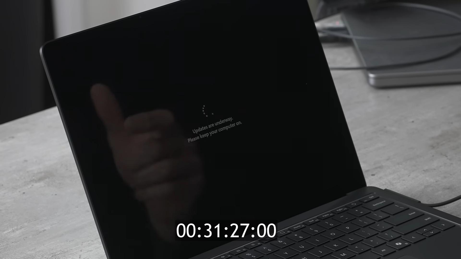 Không phải Apple, chính Microsoft cùng với Windows của họ mới là “tay sale” MacBook cừ khôi nhất- Ảnh 3. Không phải Apple, chính Microsoft cùng với Windows của họ mới là “tay sale” MacBook cừ khôi nhất- Ảnh 3.