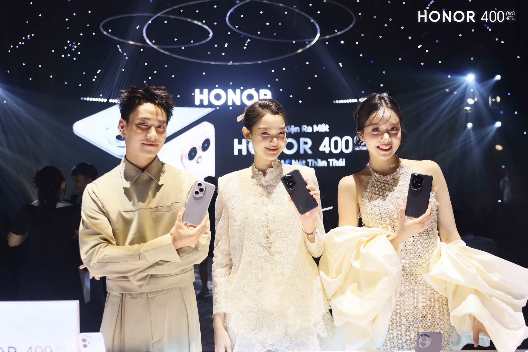 Thế Giới Di Động mở bán HONOR 400 series: camera AI 200MP ngang ngửa flagship, giá chỉ từ 8,99 triệu đồng- Ảnh 4.