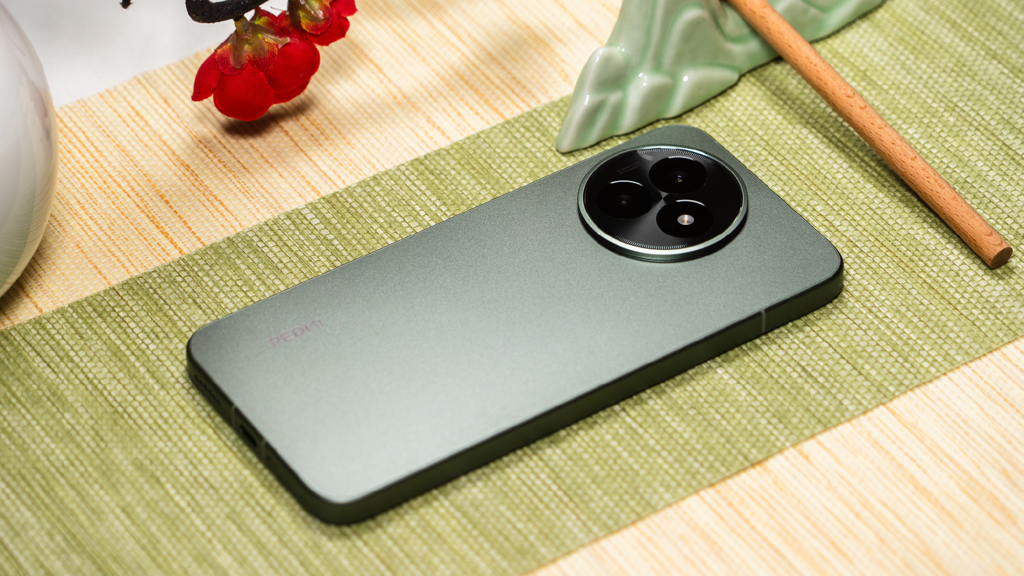 Ảnh thực tế điện thoại xịn nhất, rẻ nhất của Xiaomi- Ảnh 2. Ảnh thực tế điện thoại xịn nhất, rẻ nhất của Xiaomi- Ảnh 2.