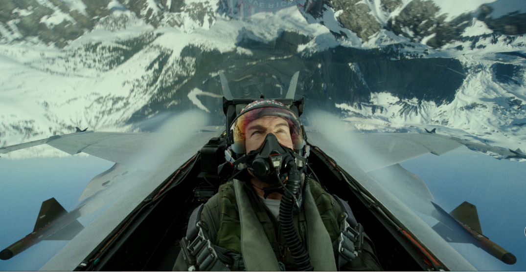 F1 The Movie vs Top Gun Maverick: Ai thắng trong đường đua hành động thực tế?- Ảnh 1. F1 The Movie vs Top Gun Maverick: Ai thắng trong đường đua hành động thực tế?- Ảnh 1.